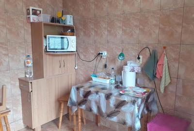 Vanzare Apartament 2 cam. cf. 1 semid., et.3 mobilat si utilat, zona Hipodrom aproape de Bariera - 4