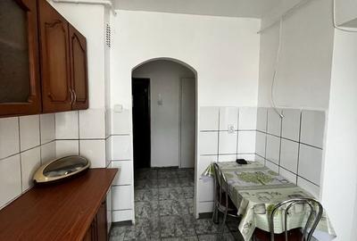 Apartament cu 2 camere decomandat în Petros - 8