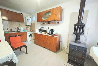 Ocazie ! Nu rata?i oportunitatea de a cumpara casa in centrul ora?ului Hunedoara, langa Pietonala - 4