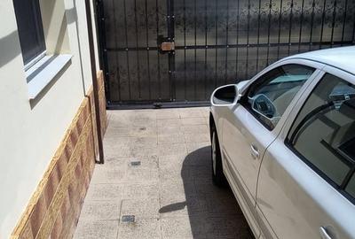 Casă cu 4 camere cu Teren 80 Mp în Rahova - 2
