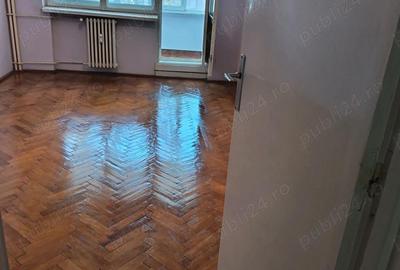 Apartament cu 3 camere decomandat în Central - 9
