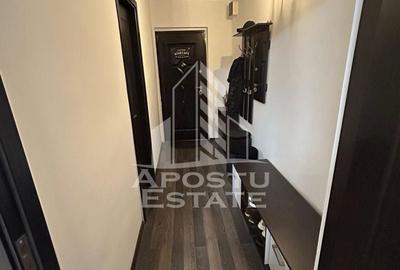 Apartament cu 2 camere, complet renovat, 2 balcoane, etajul 2 - 7