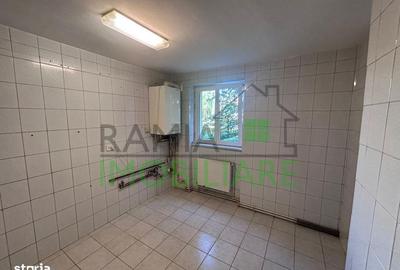 Apartament cu 3 camere decomandat în Dârste - 2