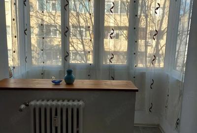 Apartament cu 2 camere semidecomandat în Republicii