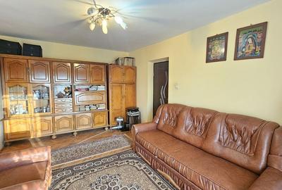 0 % comision Vanzare apartament cu 3 camere in carierul Gruia - 9