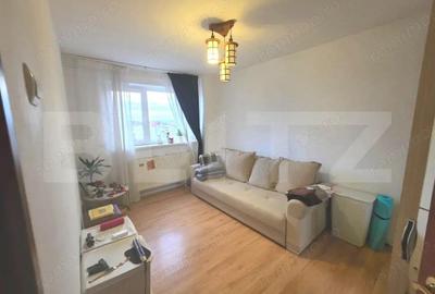 Apartament 3 camere, 74 mp, zona Micro 5 - 8