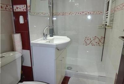 Apartament cu 3 camere decomandat în Astra - 8