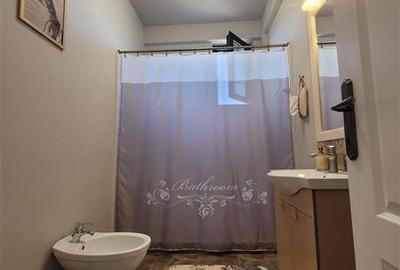 Apartament cu 2 camere decomandat, mobilat în Lazu - 7