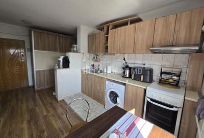 INCHIRIERE apartament 2 camere decomandat in zona Cantacuzino - 10