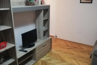 Apartament cu 2 camere semidecomandat în Șagului