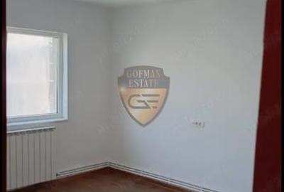 Apartament 3 camere decomandat Tomis 3, renovat, centrala gaze, et 4 / 4 - 2