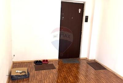 Apartament 3 camere 66mp Militari Sector 6 - 9