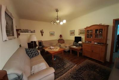 Casă cu 5 camere cu Teren 214 Mp în Central