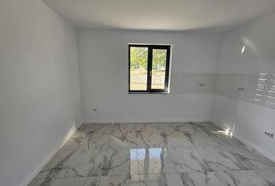 CASA INDIVIDUALA .4 CAMERE, 480 MP TEREN,  1km de Family Market Miroslava - 3