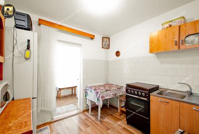 3 decomandate, in Galati, I.C Frimu, langa IFR, etaj 3, sup.68 mp - 5