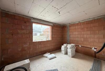 Casa individuala 4 camere, 120mp utili, 405mp teren in Utvin - 13