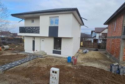 Casă cu 4 camere cu Teren 250 Mp în Clinceni - 5