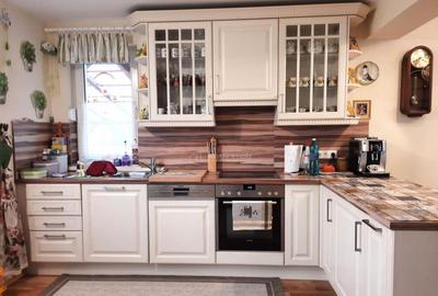 Casă cu 4 camere cu Teren 1700 Mp în Central - 3