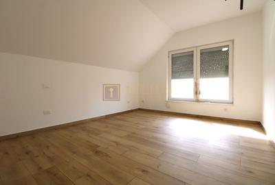 Duplex cu 5 camere cu Canalizare în Moșnița Veche - 26