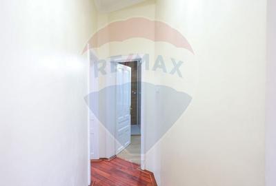 Casa de vanzare in zona Magheru - 34