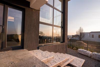 Casă cu 5 camere cu Teren 900 Mp în Oncea - 40