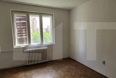 Casă cu 3 camere cu Teren 542 Mp în Central - 3