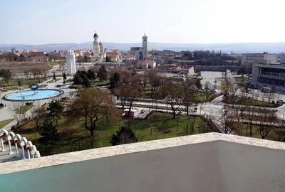 Apartament 4 camere central, Alba Iulia, bloc M-uri, direct proprietar - 9