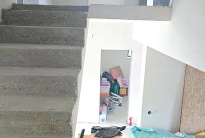 Casă cu 4 camere cu Teren 400 Mp în Gării - 9