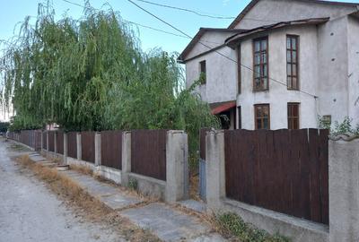 Casă individuală cu 3 camere cu Teren 293 Mp în Central - 1