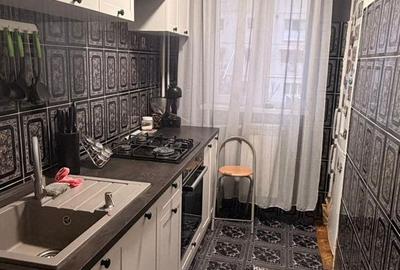Apartament cu 3 camere decomandat în Sud - 4