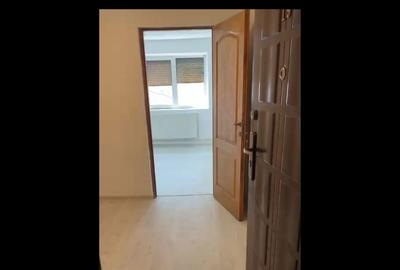 Apartament cu 3 camere semidecomandat în Transilvaniei - 2