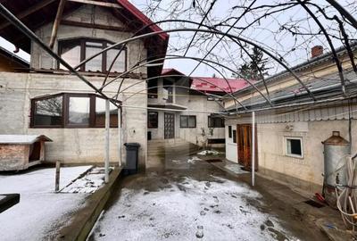 Casă cu 3 camere cu Teren 451 Mp în Central