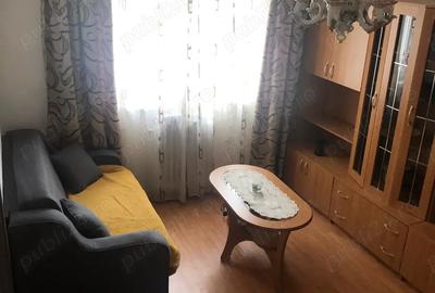 Apartament 3 camere - strada Plugarilor