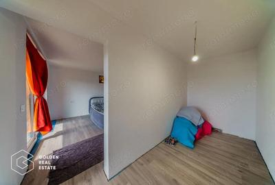 Casă cu 4 camere cu Teren 753 Mp în Sânnicolau Mic - 1