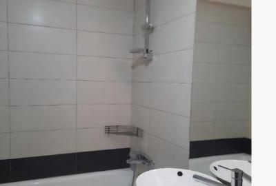 Garsonieră decomandată în Titan - 3