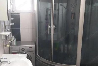 Garsonieră în P-ța Victoriei