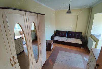 Inchiriez apartament 2 camere decomandate - 1