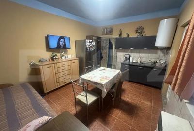 Casă cu 4 camere cu Teren 1316 Mp în 14 Mai - 2