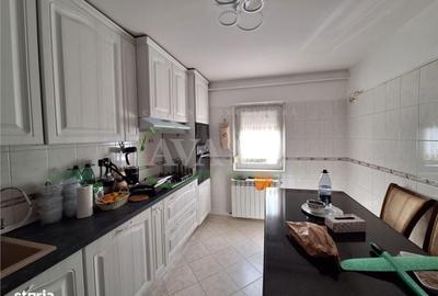 Apartament cu 4 camere decomandat în Călugăreni - 3
