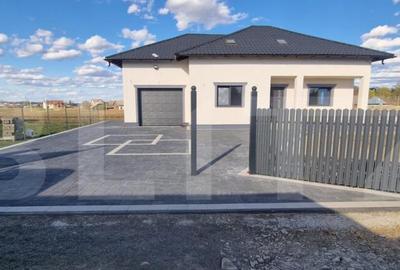 Casa individuala 5 camere, 260mp, zona Horodnic Casa individuala 5 camere, 260mp, zona Horodnic - 2