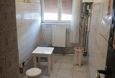 4 camere etaj 3 Circumvalatiunii, str. Stelelelor ... cu CENTRALA PROPRIE, neamenajat - 2