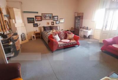 Apartament cu 4 camere semidecomandat în Central - 12