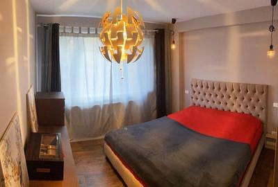 Apartament cu 3 camere semidecomandat în Tineretului - 1