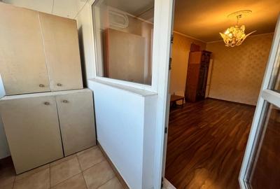 Obor-metrou, vanzare 2 camere decomandat, etaj 5, - 5