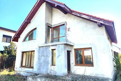 Casă cu 5 camere cu Teren 450 Mp în Aviației - 2