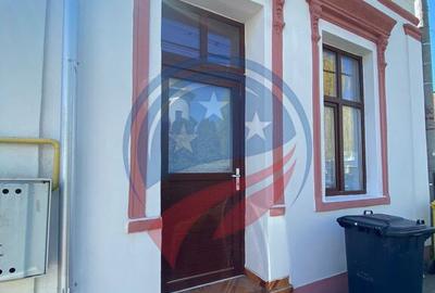 SPATIU CENTRAL 25 METRII PATRATI ACCES STRADAL - 7