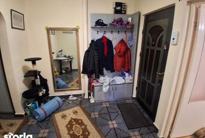 Apartament cu 3 camere decomandat, mobilat în Canta - 1