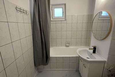 Apartament cu 2 camere decomandat în Micro 20 - 5