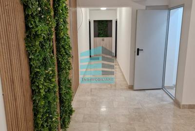 Apartament cu 4 camere în Titan