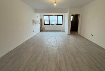 Apartament cu 3 camere decomandat în Energia - 3